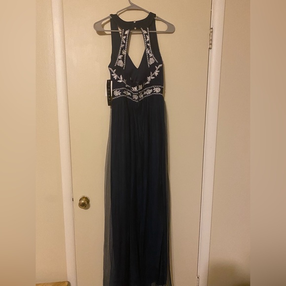 Trixxi CLOTHING COMPANY dress - Picture 4 of 5